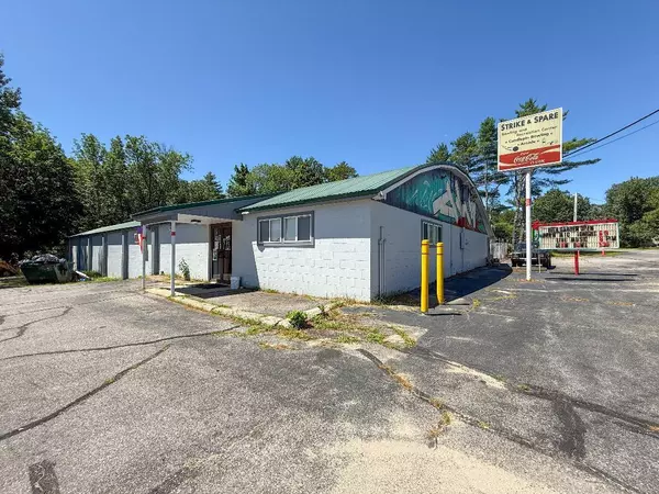 Parsonsfield, ME 04047,135 Federal RD