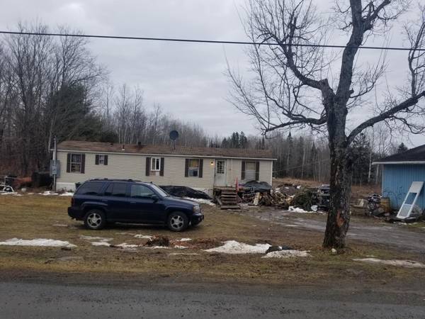 285 Turner RD, Castle Hill, ME 04757