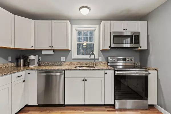 Limerick, ME 04048,7 Mallard DR