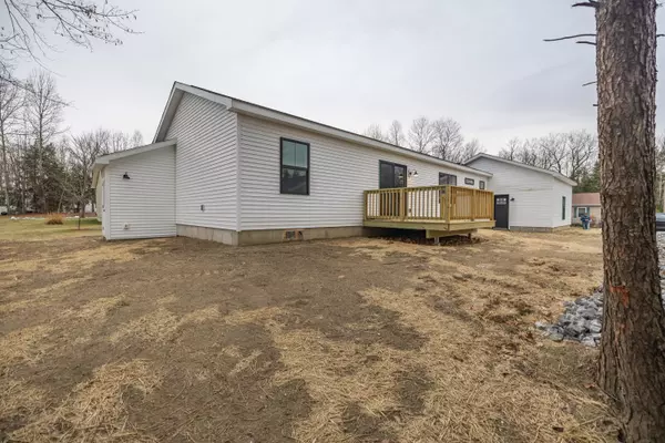 Auburn, ME 04210,7 Fox Hollow DR