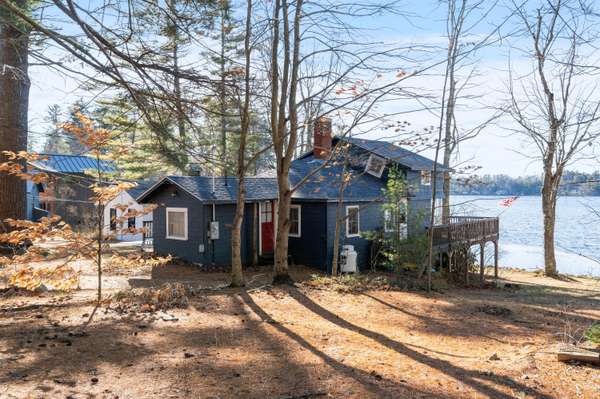 53 Welch Point RD, Winthrop, ME 04364