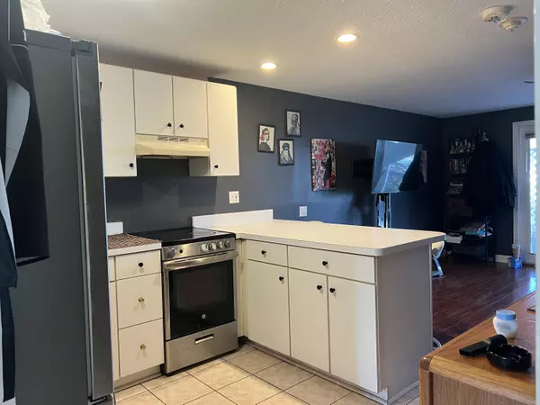 Ogunquit, ME 03907,444 Main ST #101