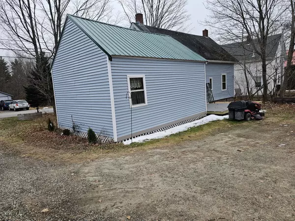 Randolph, ME 04346,58 Kinderhook ST