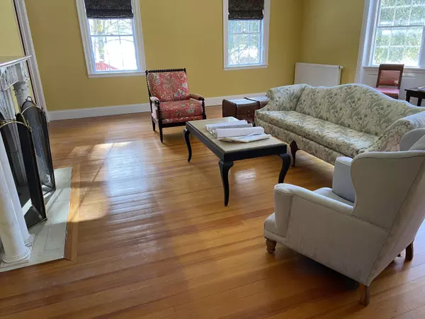 Winter Harbor, ME 04693,336 Grindstone AVE