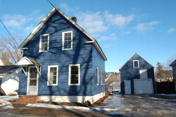 Norway, ME 04268,9 Maple ST