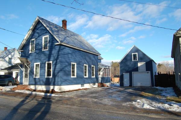 9 Maple ST, Norway, ME 04268