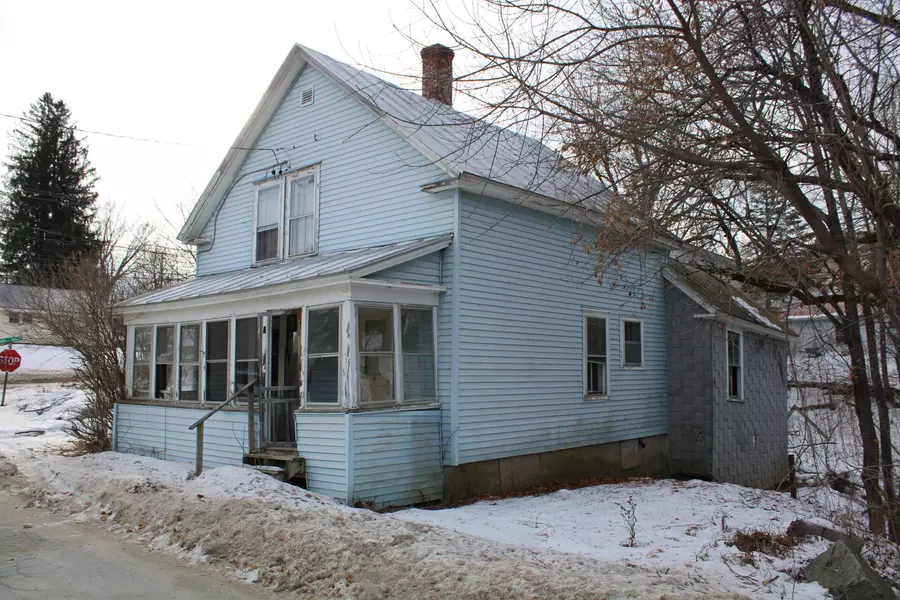 4 Brook ST, Anson, ME 04911