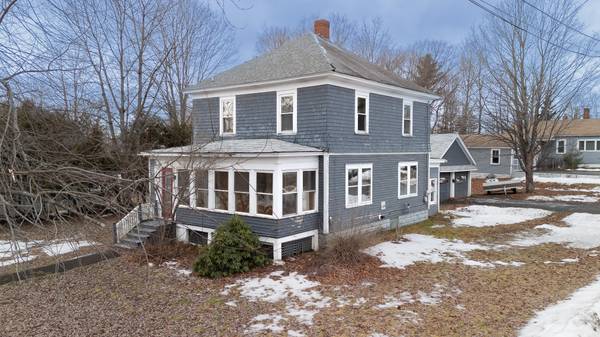 94 Summer ST, Dover-foxcroft, ME 04426