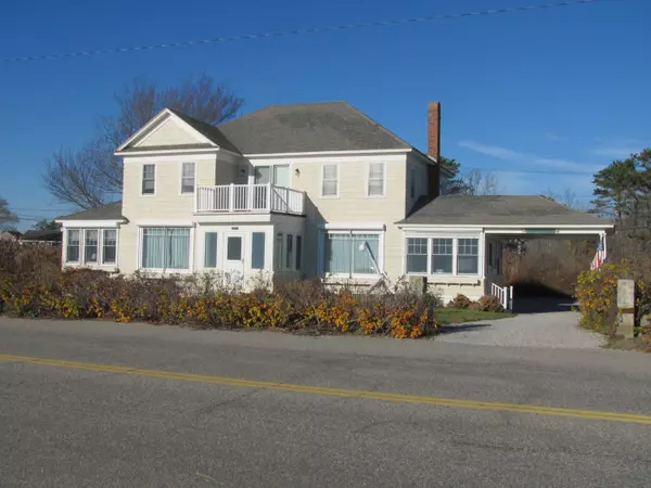 141 Beach AVE, Kennebunk, ME 04043