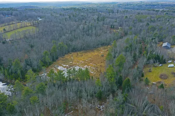 Auburn, ME 04210,216 Steele RD