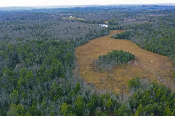 Auburn, ME 04210,216 Steele RD