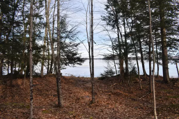 Monmouth, ME 04259,162 Waugan RD