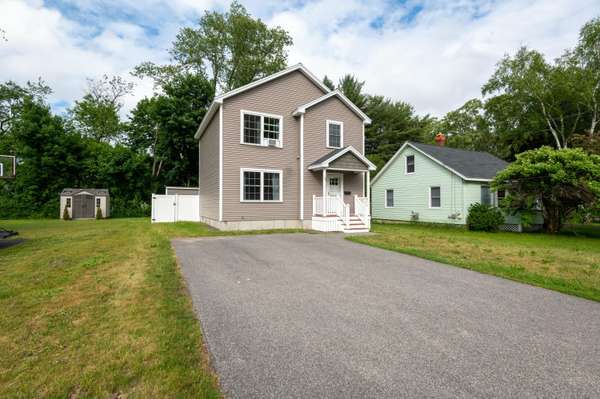 36 Huntress AVE, Westbrook, ME 04092