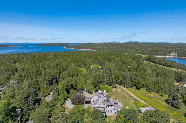 Winter Harbor, ME 04693,319 Grindstone AVE