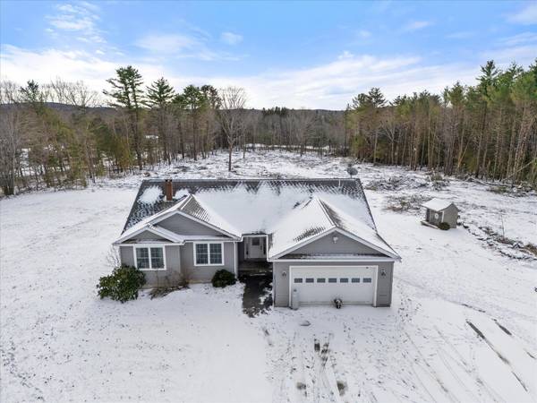 12 Ashlee LN, Orrington, ME 04474