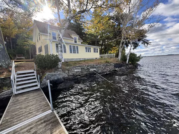 120 Orchid LN, Sidney, ME 04330