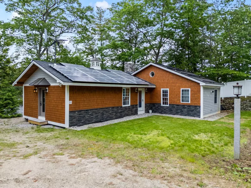 18 & 20 Severin WAY, Limerick, ME 04048