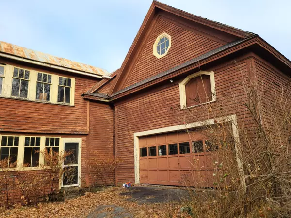 Madison, ME 04950,74 Pine ST