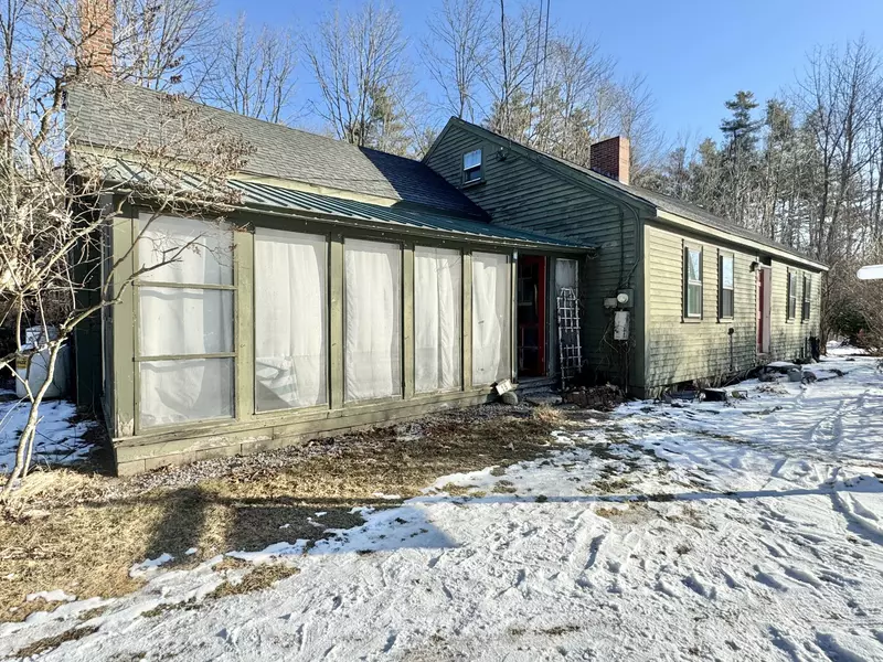 15 Bradeen RD, Waterboro, ME 04061