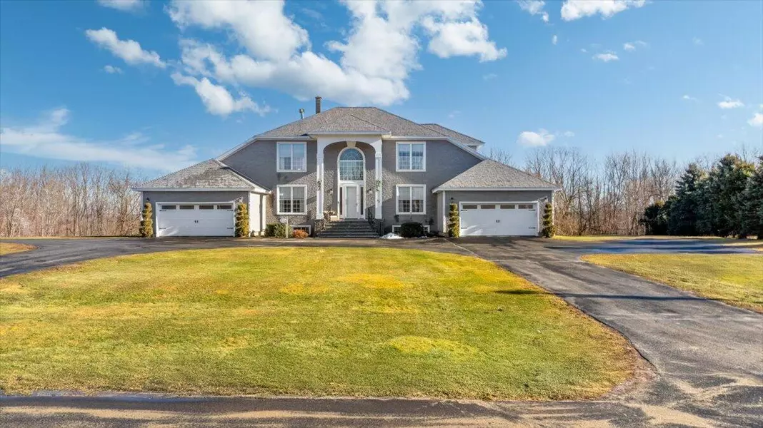 32 Aspen WAY, Turner, ME 04282