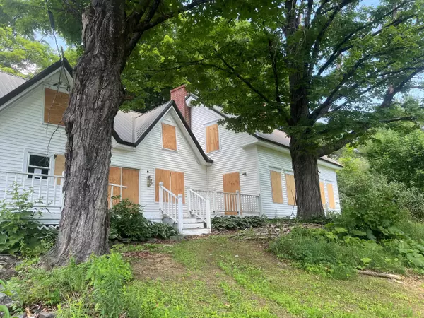 101 Grist Mill RD, Carmel, ME 04419