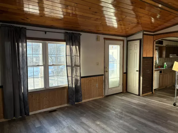 Mexico, ME 04257,6 Brown ST