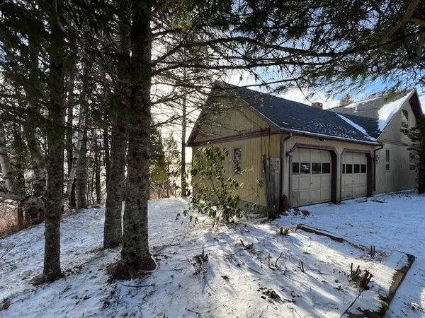 Machiasport, ME 04655,947 Cutler RD