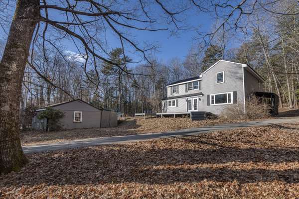 582 Ledge RD, North Yarmouth, ME 04097