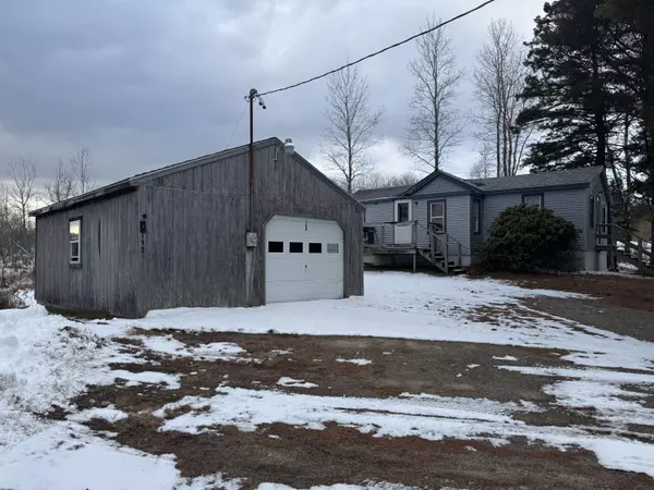 Milbridge, ME 04658,152 Kansas RD