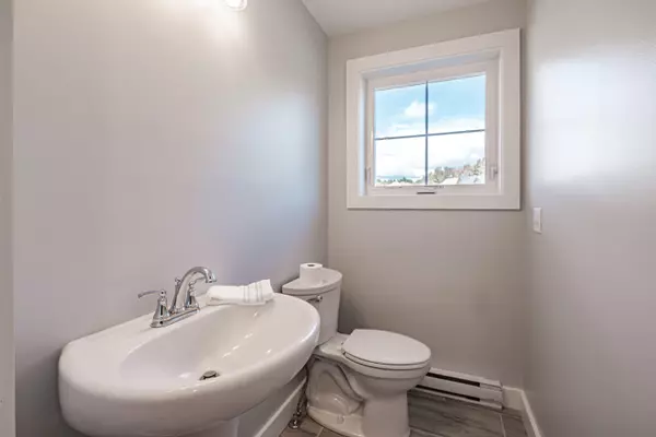 Westbrook, ME 04092,171 Brook ST #100