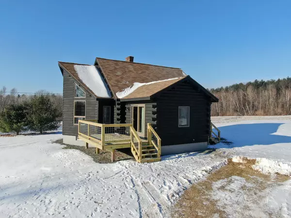 Newport, ME 04953,34 Maplewood RD