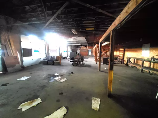 Rockland, ME 04841,164 New County RD