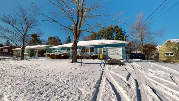 Lewiston, ME 04240,114 Wellman ST
