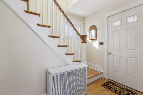 South Portland, ME 04106,17 Bellevue AVE