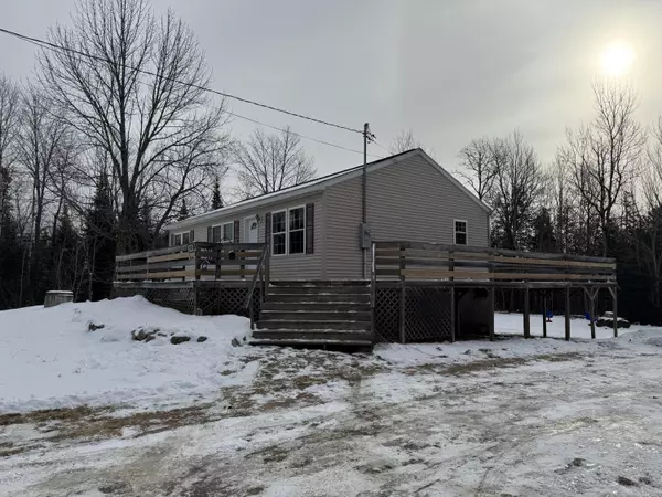 Exeter, ME 04435,955 Greenbush RD