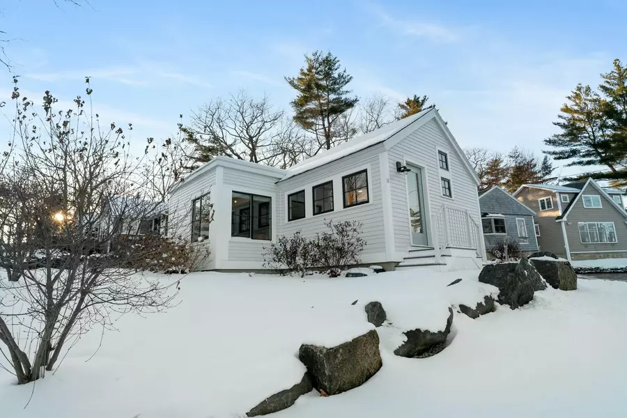 14 Hickory Hill LN, Ogunquit, ME 03907