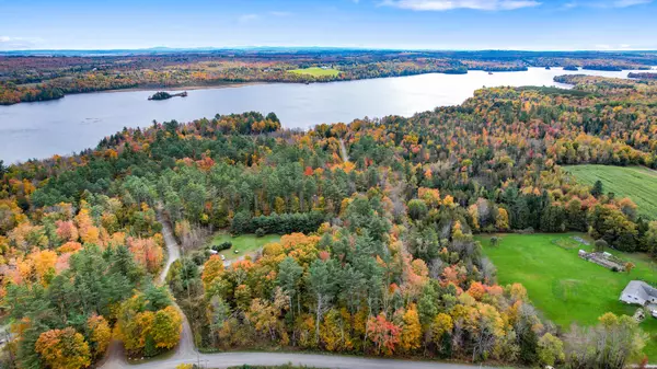 16-01 Oldham RD, Saint Albans, ME 04971