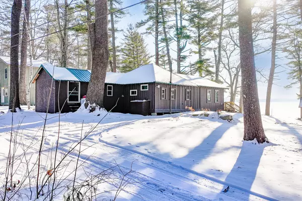 Burnham, ME 04922,269 Royal Pines LN