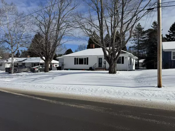 Presque Isle, ME 04769,125 Barton ST