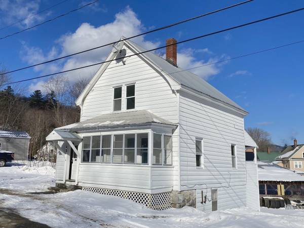 42 Kerr ST, Rumford, ME 04276