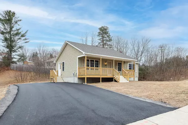 7 Calvins WAY, Sanford, ME 04073