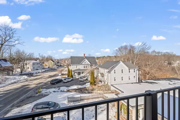 York, ME 03909,298 York ST #12