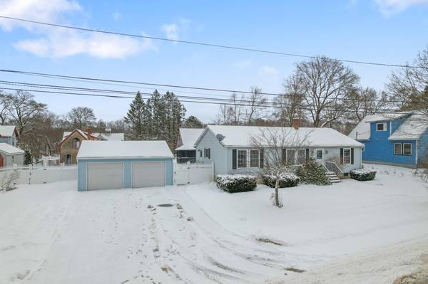 26 17th ST, Bangor, ME 04401