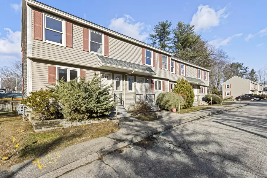 162 Beach ST #9, Saco, ME 04072