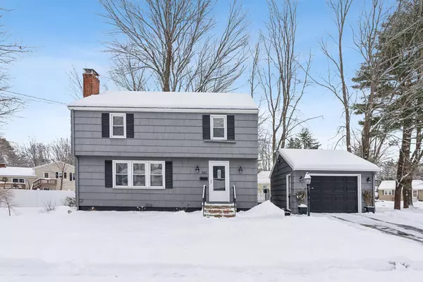 182 Pinecrest RD, Portland, ME 04102