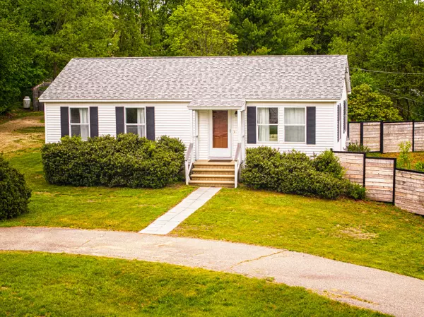 Kittery, ME 03904,116 Rogers RD