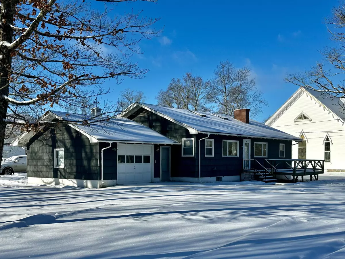 Princeton, ME 04668,66 Main ST