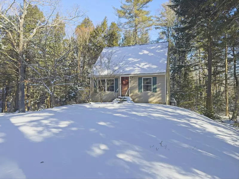 567 Slab City RD, Lincolnville, ME 04849