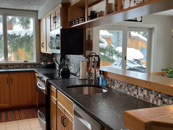 Rangeley, ME 04970,13 Club House DR #1026