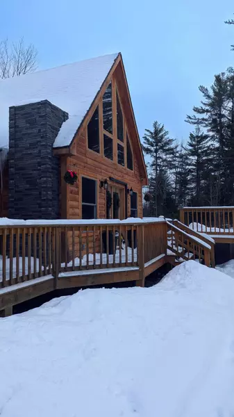 243 Silvers Mills RD, Dexter, ME 04930